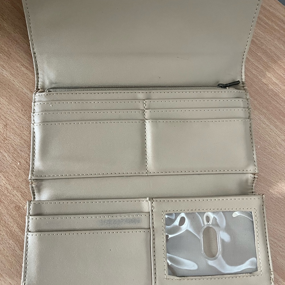 Leopard Print Wallet - Picture 4 of 4